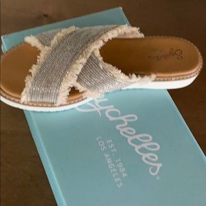 Seychelles jasmine sandal